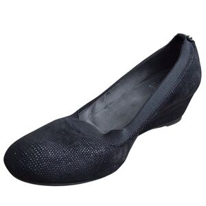 Stuart Weitzman Black Wedge Heels